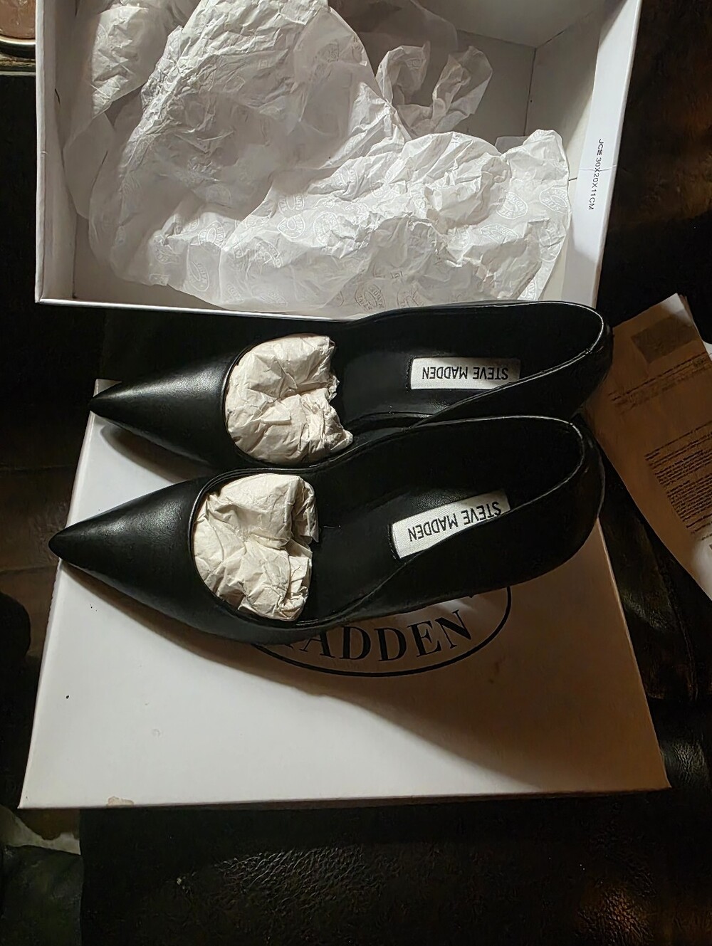Steve Madden Black Pointed-Toe Leather Pumps. DAISIE